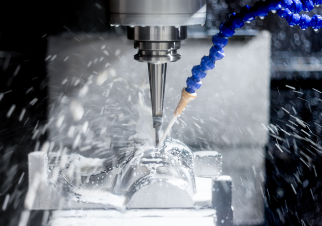 Werkzeugbearbeitung in der mechanischen Werkstatt von ADMO
